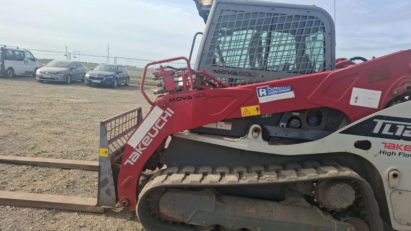 Takeuchi TL12V2